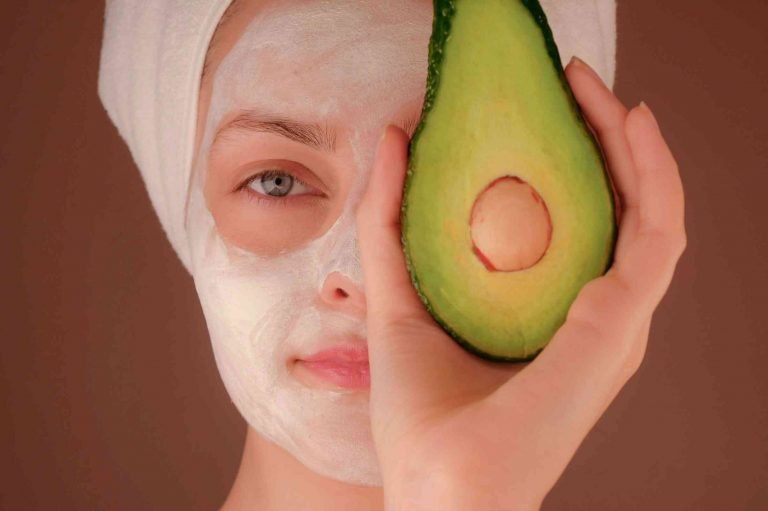 دليل العناية بالبشرة أثناء جائحة كورونا